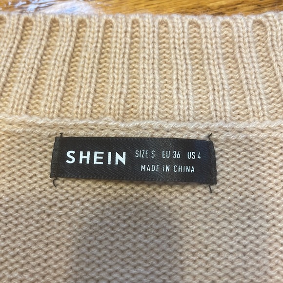 Shein sweater dress, tan, Size Small.  Great for fall weather. Cute w/leggings - Picture 4 of 10